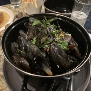 Coconut curry PEI mussels