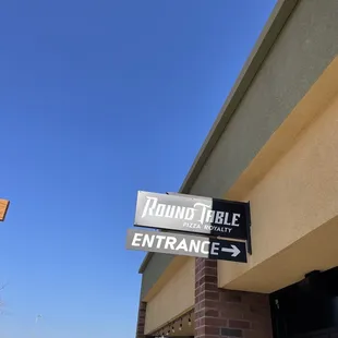 the entrance to the restaurant