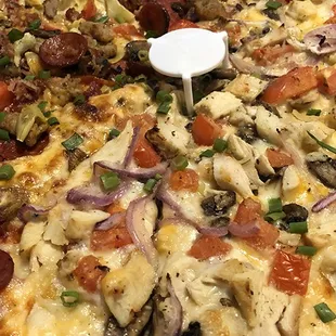 Garlic Chicken Pizza