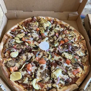 Guinevere s Garden Delight Pizza - delicious!