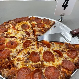 Pepperoni pizza