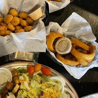 Heapin' Helpin' Onion Rings