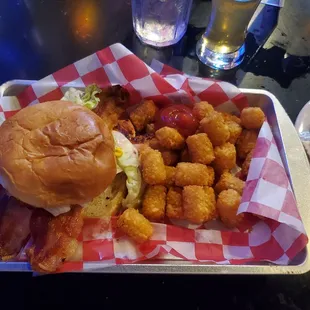 Grilled chicken BLT with tater tots