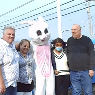 THE EASTER BUNNY VISITS ROUND THE LAKE KITCHEN