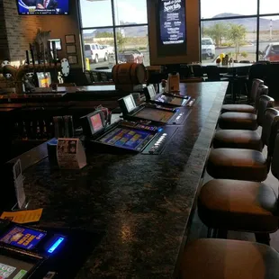 sushi and sashimi, interior