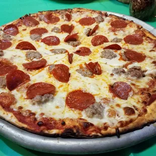 a pepperoni and sausage pizza