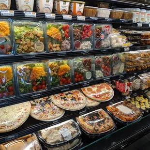 Salad, Pizzas and etc...