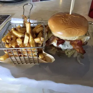 Build Your Own Burger (Med Rare, Swiss, Bacon, Grilled Onion, Grilled Mushroom, Over Easy Fried Egg)