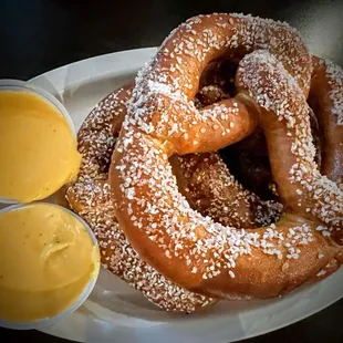 THE BEST PRETZELS EVER