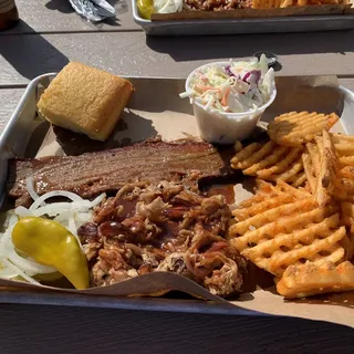 Pulled Pork Platter