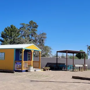 Look for this as you drive down the 90