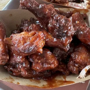 Hot BBQ wings