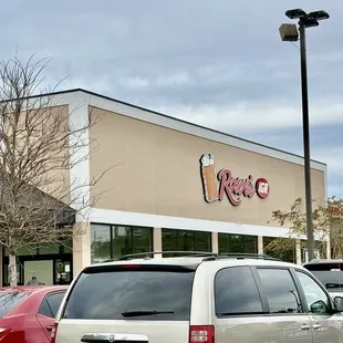 OPEN and BUSY on Xmas Day !!!