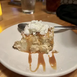 Apple bread pudding