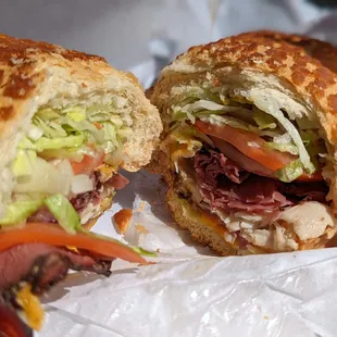 The Simon Special on Dutch Crunch, Regular. Note to self: Get a Junior! This is huge. Also delicious. Sun takeout 2022-03-20