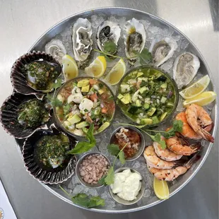 food, oysters and mussels