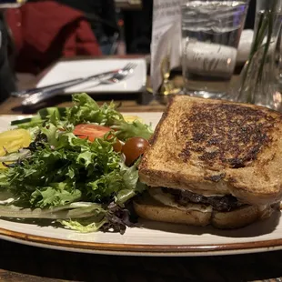 Roxy melt with side salad