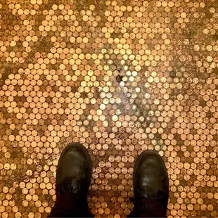 The penny floor in the rest room !!
