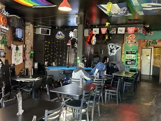 Max's Triangle Pub 