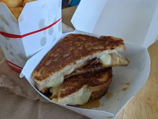 Roxy's Gourmet Grilled Cheese