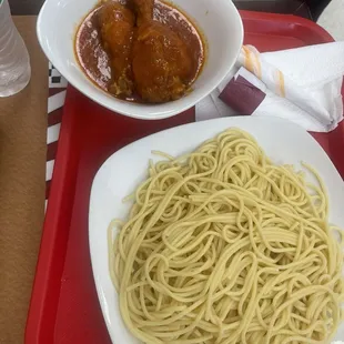 Spaghetti and chicken