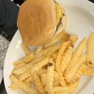 Kids cheeseburger