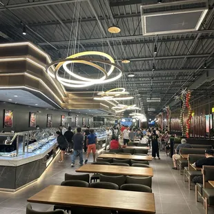 sushi and sashimi, interior