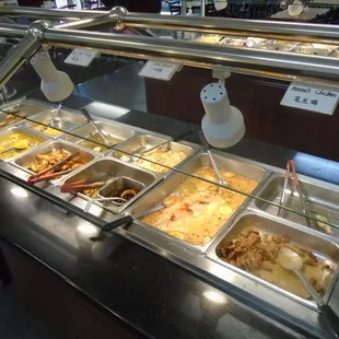 More entree type lunch items...