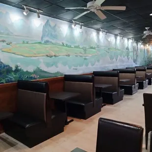 Spacious and comfortable dining areas!