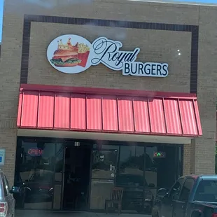 Great sign, Royal Burgers