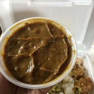 The lumpiest, chunkiest, &amp; saltiest gravy I've ever had!