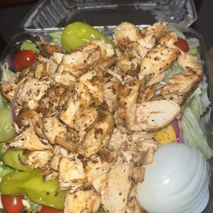 This is my second time eating here and I&apos;m pregnant #EatingForTwo lol I got the Grilled chicken salad and everything is so fresh 10/10