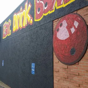 This is a really nice painting added to the front entrance of Royal Crest Lanes!