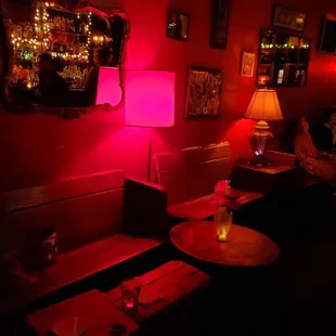 Seating/lighting