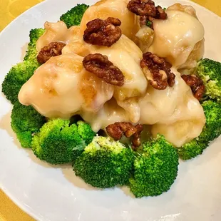 H01. Walnut Shrimp