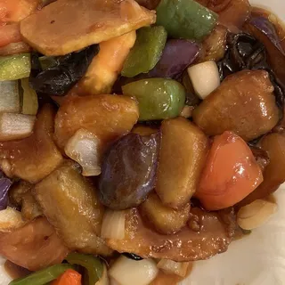 D07. Sauteed Potato, Green Pepper and Eggplant