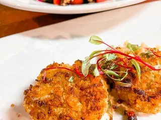 Dominique's Wine Boutique & Bistro