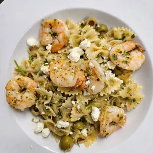 Bowtie Pasta in a Spanish green olive sauce with Prawn