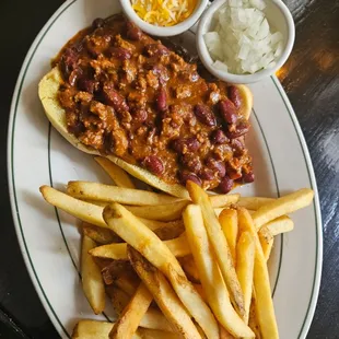 Royal Exchange Chili Top Dog! 
A Royal favorite, no doubt!