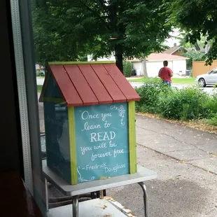 Free library outside