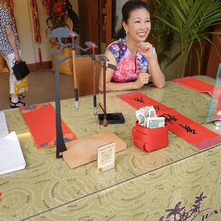 Ina Chang is such a ray of sunshine!  Drawing up blessings for the new year