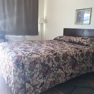Bed in too