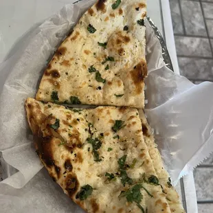 Garlic naan