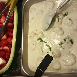 Dahi Bhalla in lunch buffet