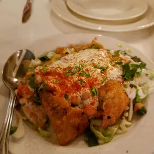 Samosa chaat
