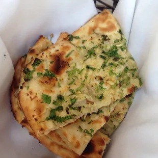 Garlic naan