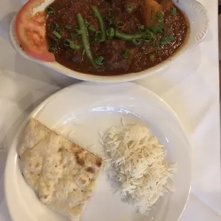 Vindaloo (Very Tangy Tomato Sauce)