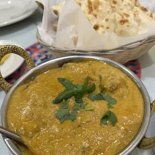 101. Lamb Korma with naan