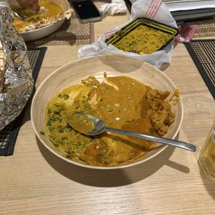 Califlower is so disgusting... chicken masala tasted like toilet - stay away!!