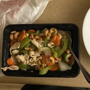 Cashew chicken